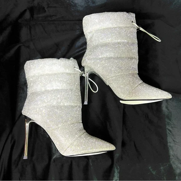 New in box, Steve Madden Rhinestones Silver Puffer Stiletto Dress Booties - Picture 5 of 9